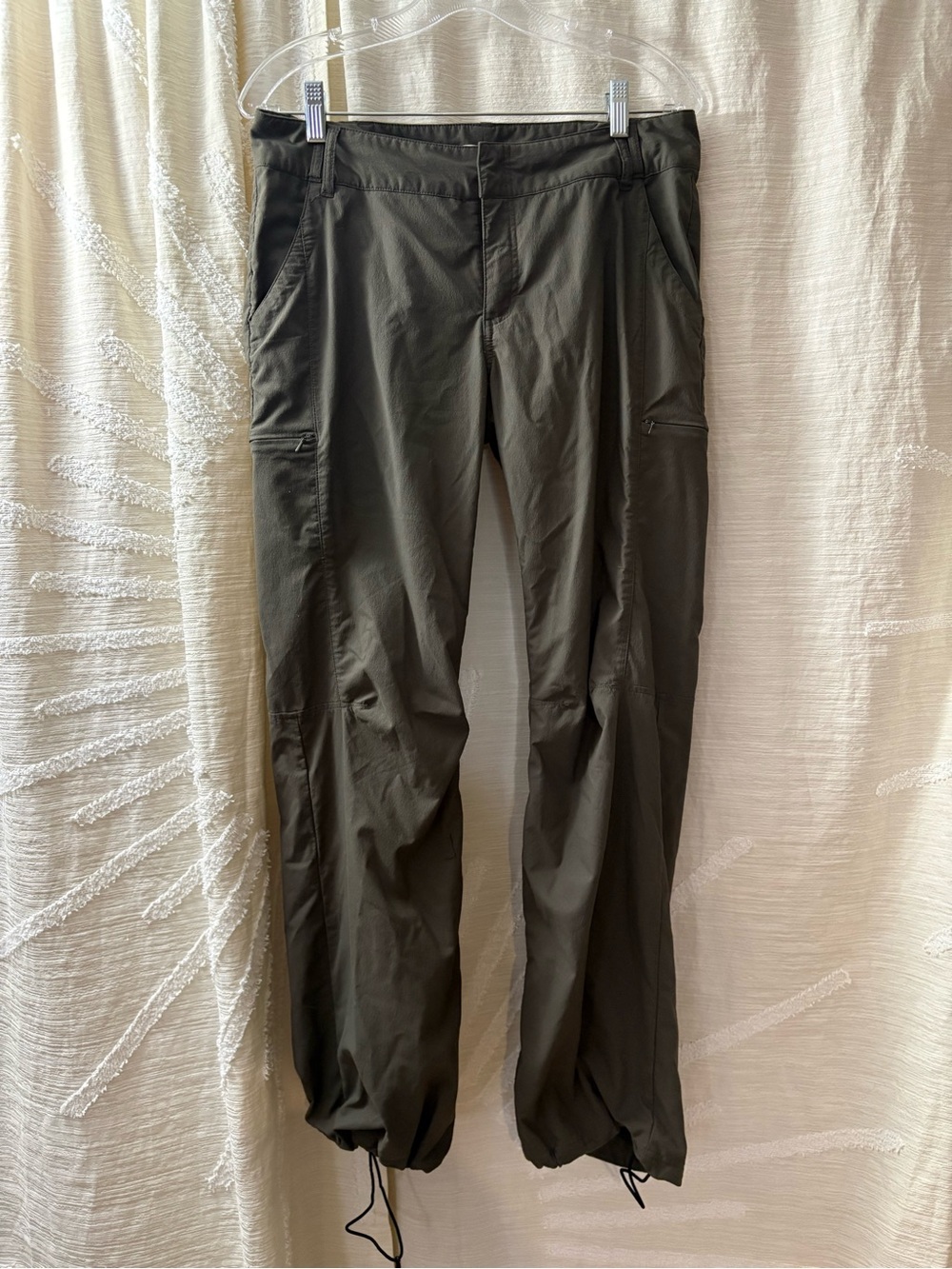 REI Olive Green Women's Hiking Cargo Pants